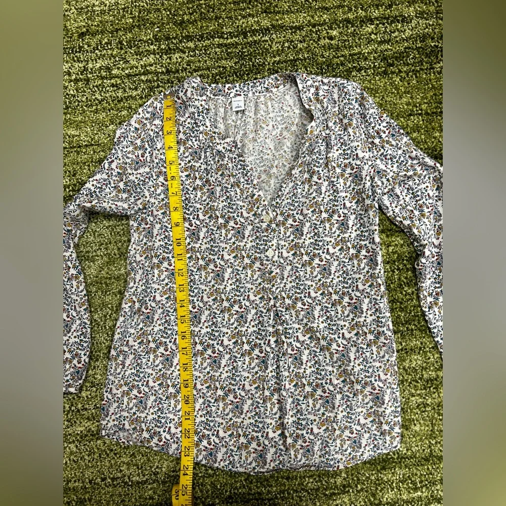 Old navy floral blouse - Picture 6 of 6